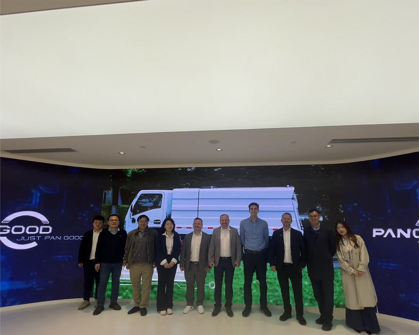 Business Tour<br>(Paid value-added programme)